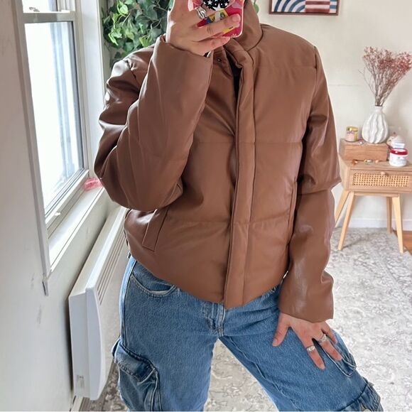 spring Tan bomber jacket - Picture 1 of 7